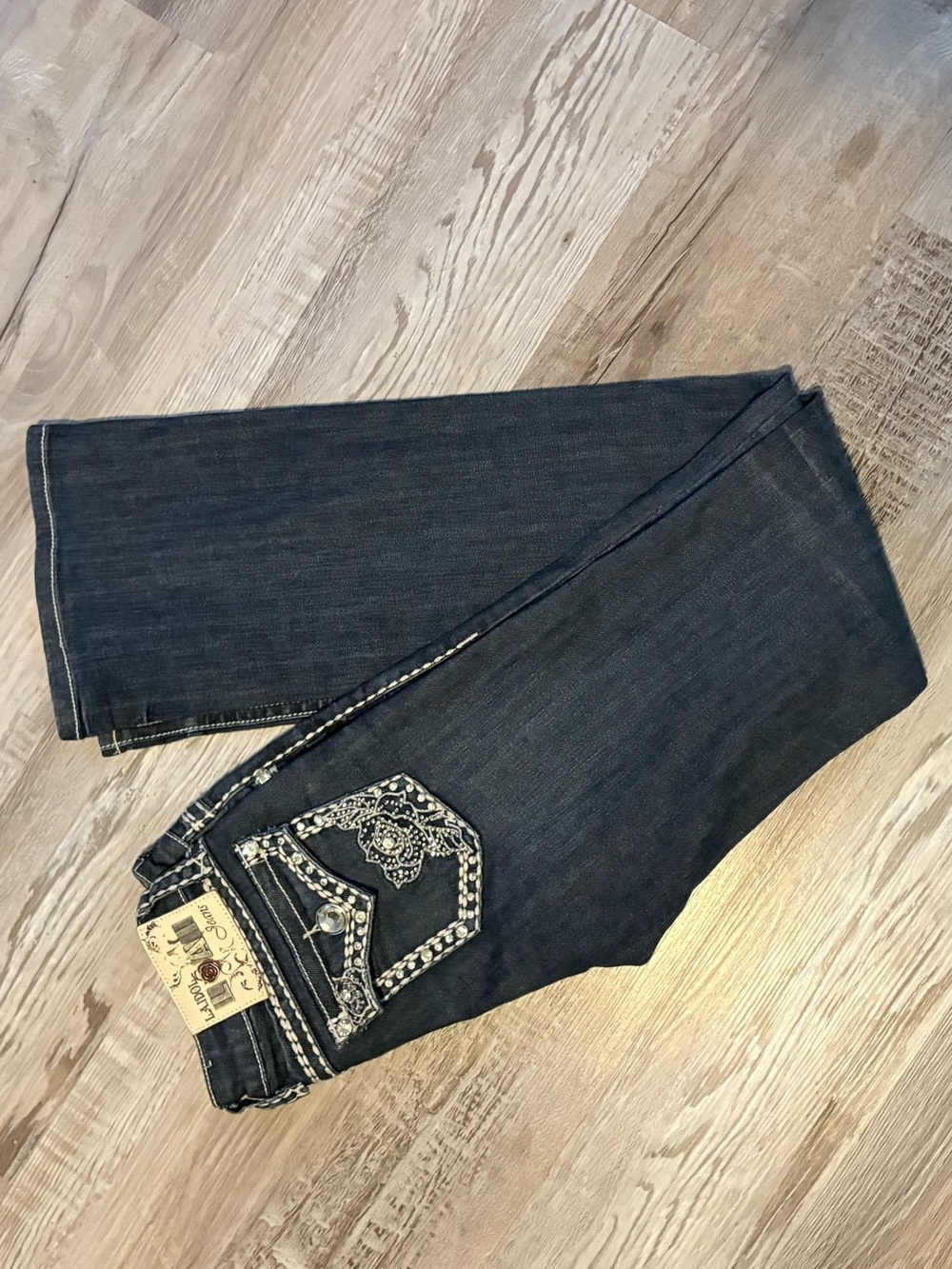 L.A. idol Dark Blue Women's Jeans with Embellished Back Pocket